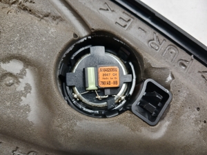 Mercedes Benz ML-Class 164 (2005–2011) Sonstiges Teil der Vordertür A1647201670 - 4