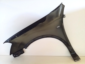 NISSAN Qashqai (2006–2013) Front fender - 2