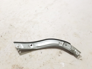 Dacia Spring (2021–2026) Esitule kinnitus 752172340R - 2