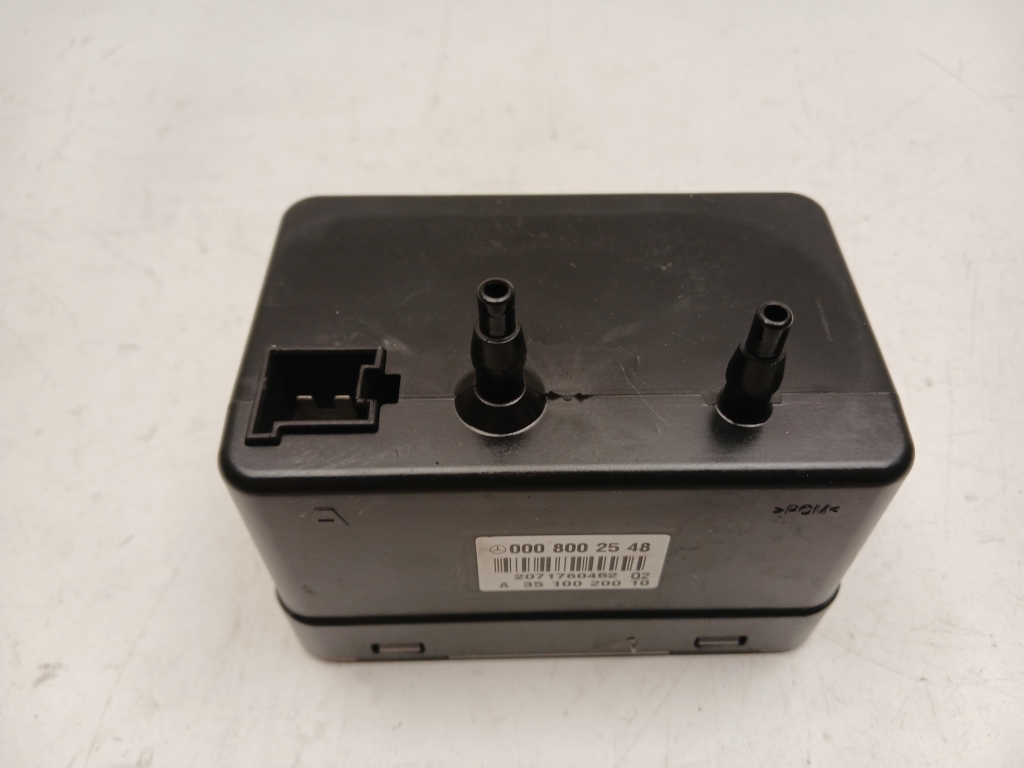 Mercedes Benz ML-Class 164 (2005–2011) Vakuumpumpe A0008002548 Mercedes Benz ML-Class 164 (2005–2011) Vakuumpumpe A0008002548