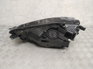 AUDI Q5 (2017–2026) Esituli 80A941006 - 3