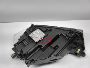 AUDI Q5 (2017–2026) Esituli 80A941006 - 2