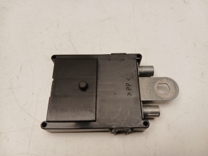 Mercedes Benz ML-Class 164 (2005–2011) Antennenverstärker A1648701589 - 2