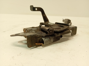 Mazda 3 (2013–2018) Hood latch 4E26 - 5