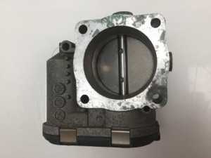 Volkswagen Passat B5 (1997–2005) Drosselklappe 06B133062B - 2