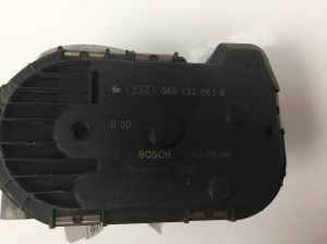 Volkswagen Passat B5 (1997–2005) Drosselklappe 06B133062B - 5
