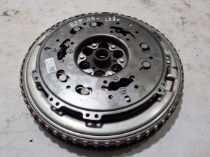   Clutch flywheel  - 123106791R 