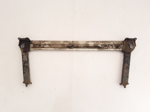  Cooling radiator bracket 