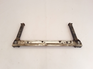  Cooling radiator bracket 