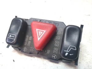 Mercedes Benz E-Class W210 (1995–2002) Hazard light switch 2088200310 - 3