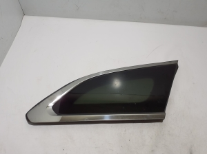 Seitenscheibe hinten (Karosserie) - 833004536R
