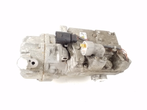 Porsche Cayenne (2010–2017) Gaisa kondicioniera kompresors 7PP820803B - 3