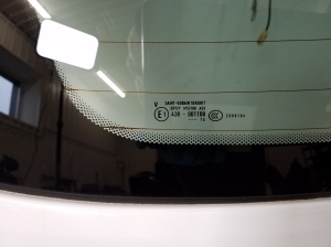 Porsche Cayenne (2010–2017) Bagāžnieka vāks 95851201111 - 4