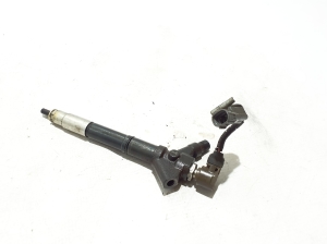 TOYOTA Avensis T25 (2003–2008) Injektor Einspritzdüse 2367026011 - 4