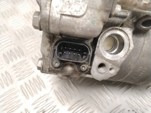 Mercedes Benz GLE-Class 166 (2015–2018) A/C compressor A0008300301 - 6