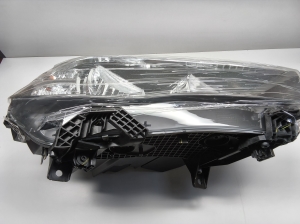 BMW X5 F15 (2013–2018) Headlight 7290050 - 5
