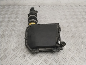Mercedes Benz GLE-Class 166 (2015–2018) Luftfiltergehäuse A2760903701