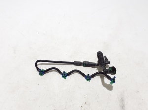 Fuel return line - FM5Q9K022AB