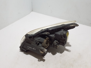 TOYOTA Avensis T25 (2003–2008) Scheinwerfer vorne 8113005211 - 5