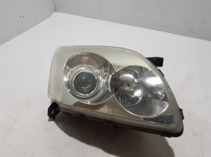 TOYOTA Avensis T25 (2003–2008) Scheinwerfer vorne 8113005211 - 7