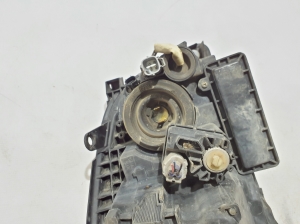 TOYOTA Avensis T25 (2003–2008) Priekšējais lukturis 8117005211 - 6