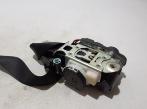 Mercedes Benz GLE-Class 167 (2019–2026) Sicherheitsgurt vorne A1678603402 - 3
