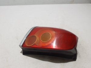 TOYOTA Avensis T25 (2003–2008) Eckleuchte hinten 8155105180 - 2