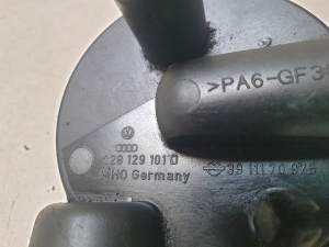 Ford Galaxy (1995–2006) Kurbelgehäuseentlüftung 3911170975 - 2
