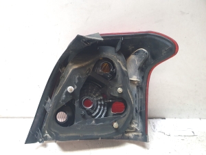 TOYOTA Avensis T25 (2003–2008) Eckleuchte hinten - 2