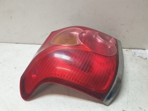 TOYOTA Avensis T25 (2003–2008) Eckleuchte hinten - 3