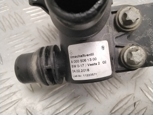 Mercedes Benz GLE-Class 166 (2015–2018) Tsirkulatsioonipump A0005061300 - 3