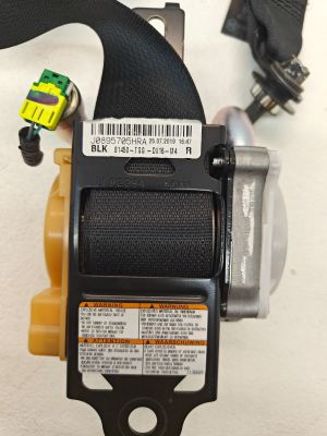 Honda Civic X (2015–2026) Sicherheitsgurt vorne 81450TGGD016M4 - 2