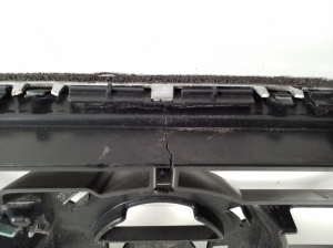 VOLVO V40 (2012–2019) Kühlergrill 31283764 - 4