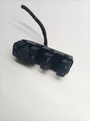 Opel Insignia (2017–2026) Front door glass switch 84211877 - 4
