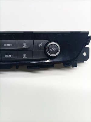 Opel Insignia (2017–2026) Heater control panel 39177121 - 3