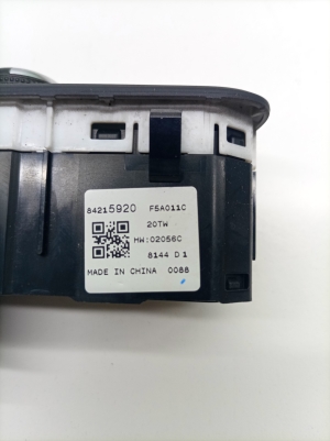 Opel Insignia (2017–2026) Front fog light switch 84215920 - 3
