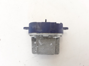 Cabin shoulder motor resistance - 52485218