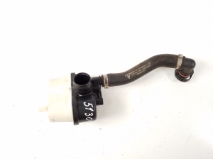 Sonstiges Teil unter der Motorhaube - 7P5201999