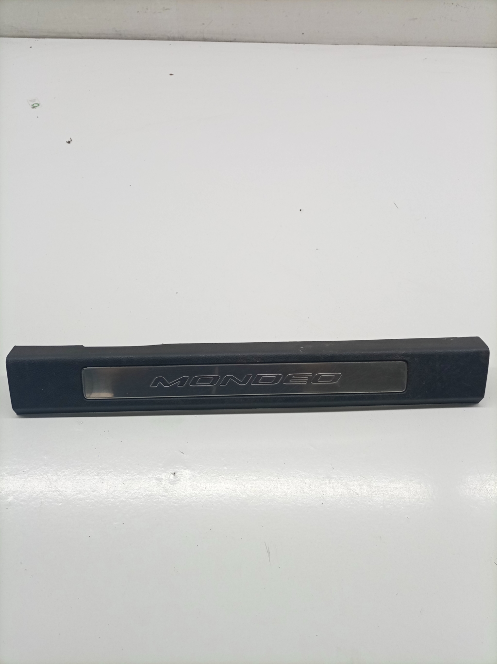 Ford Mondeo V (2014–2018) Exterior sill trim DS73F13200 Ford Mondeo V (2014–2018) Exterior sill trim DS73F13200