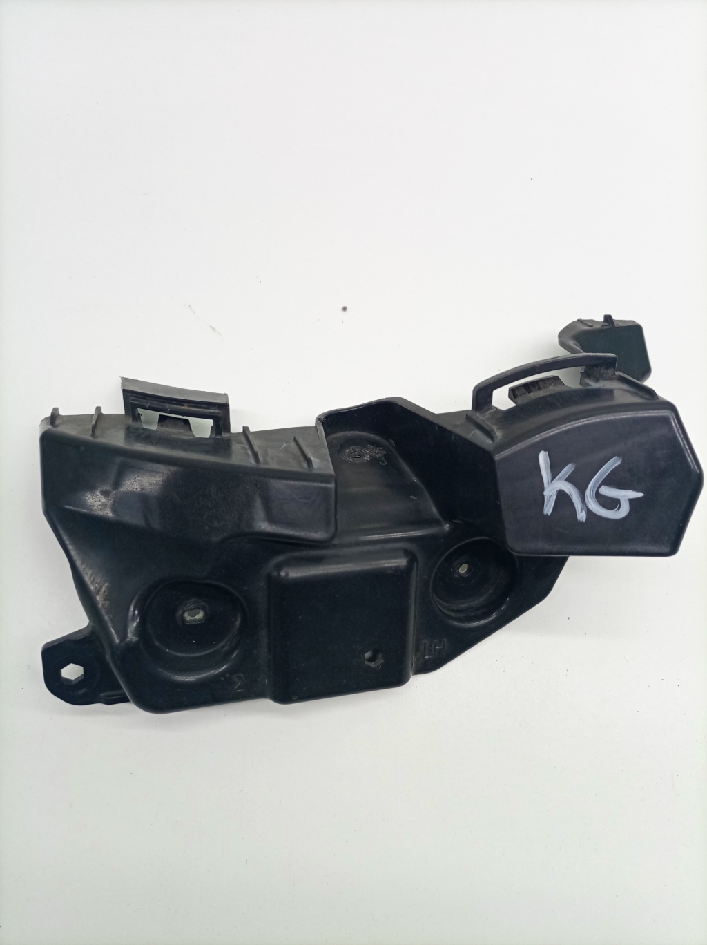 Opel Insignia (2017–2026) Tagakaitseraua kinnitus 39124382 Opel Insignia (2017–2026) Tagakaitseraua kinnitus 39124382