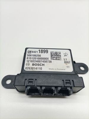   Parking system control unit  - 84211899 