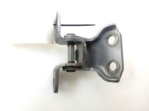 TOYOTA RAV 4 A3 (2005–2012) Front door lower hinge 6873033021 - 2