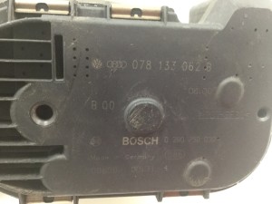 AUDI A8 D2 (1994–2002) Gaasiklapp 078133062B - 2