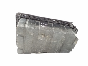 Porsche Cayenne (2010–2017) Battery cover 7P0801283 - 2