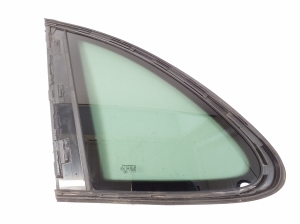 Rear quarter glass - 95884529704