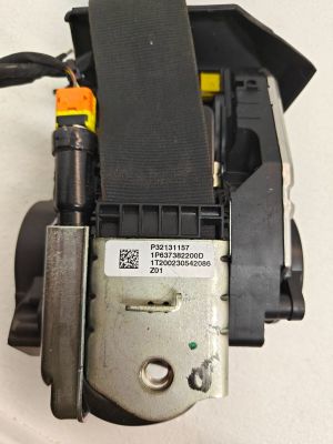 VOLVO V90 (2016–2026) Front seat belt P32131157 - 5