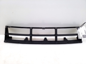 Front bumper lower grille - 8235671