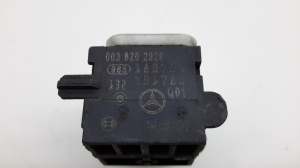 Mercedes Benz ML-Class 164 (2005–2011) Airbagsensor A0038202926 - 3