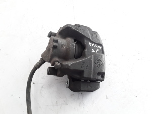 RENAULT Megane III (2008–2016) Eesmine pidurisadul 410018218R - 4