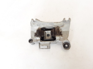   Gearbox mount  - 112205136R  